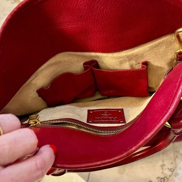 Prada bag - Picture 3 of 11